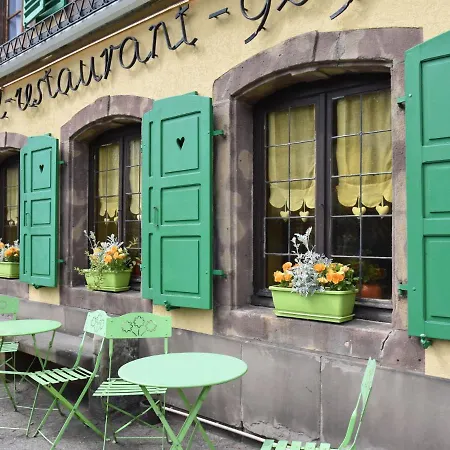 Holiday home Charming With Terrace In Varsberg