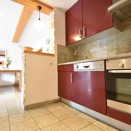 Holiday home Charming With Terrace In Varsberg