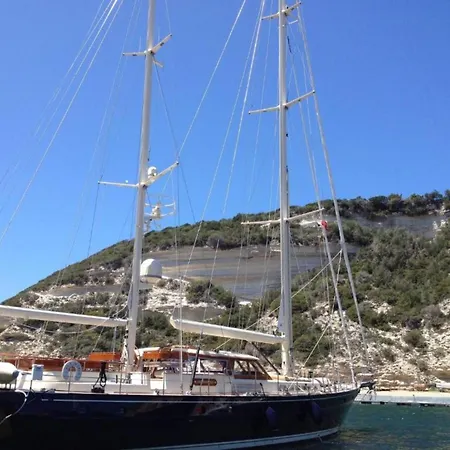 Wheelchair-friendly Escape