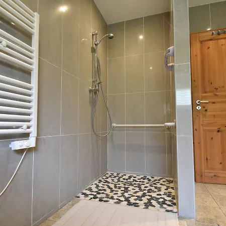 Holiday home Charming With Terrace In Varsberg